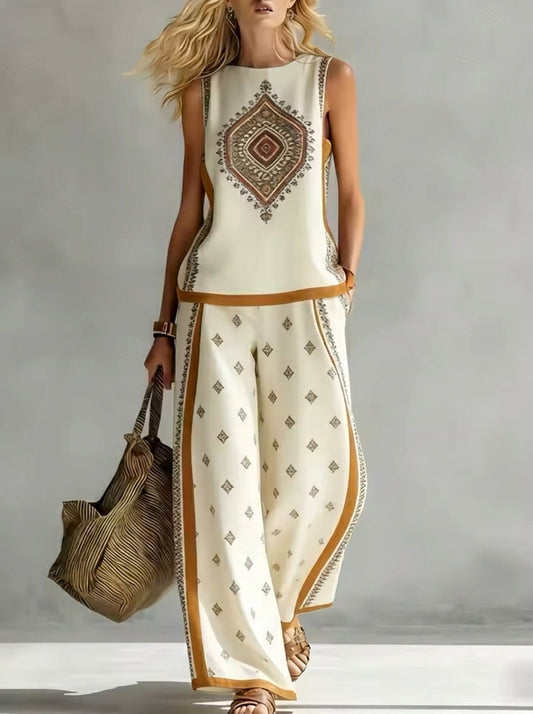 Nuria - Elegant Set with Print